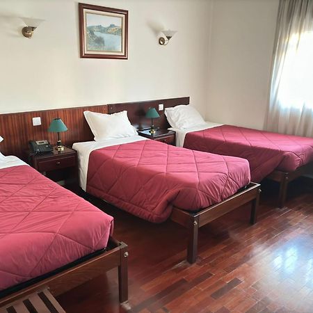 Hotel Trindade Coelho โมกาโดรู ภายนอก รูปภาพ