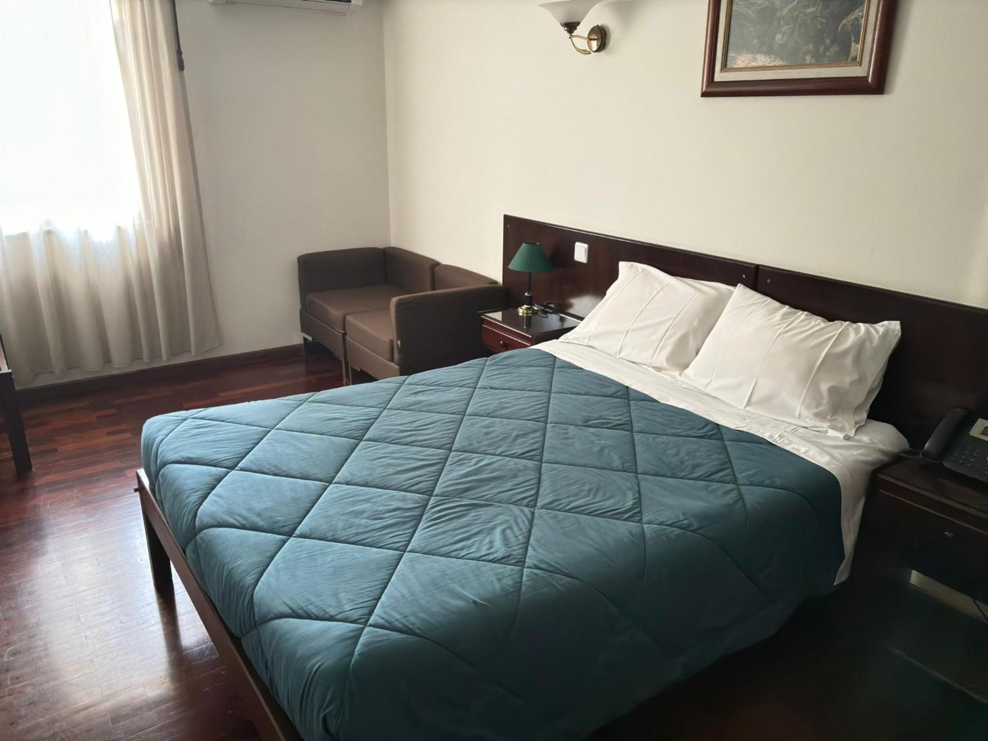Hotel Trindade Coelho โมกาโดรู ภายนอก รูปภาพ