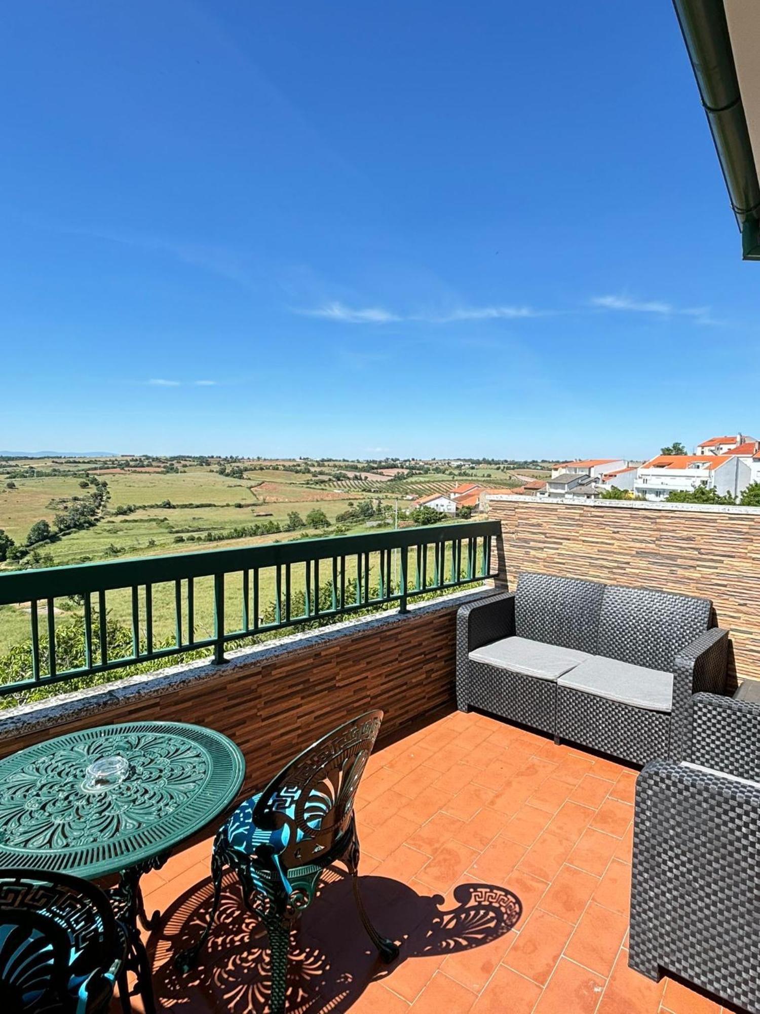 Hotel Trindade Coelho โมกาโดรู ภายนอก รูปภาพ